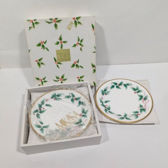 Mikasa Ribbon Holly Salad Plates Set Of 4 With Box Fine China Christmas Design - Picture 1 of 16